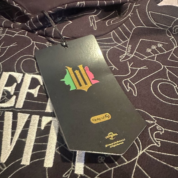 NWT Defy Gravity Wicked Pull Over Black Hoodie Sweatshirt Size XL - Picture 8 of 10